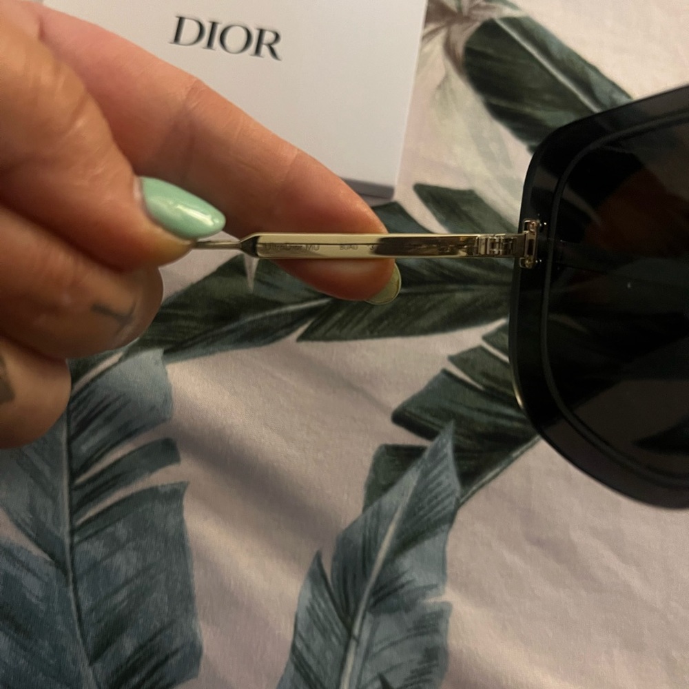 Dior Ultra Dior Sunglasses - Picture 4 of 4